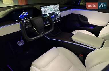 Лифтбек Tesla Model S 2022 в 