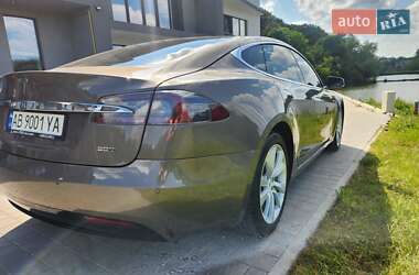 Лифтбек Tesla Model S 2016 в 