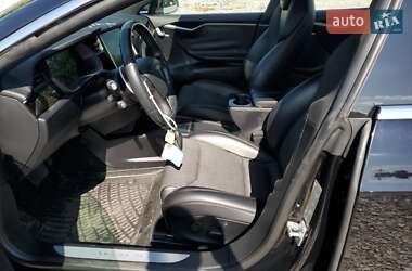 Лифтбек Tesla Model S 2018 в 
