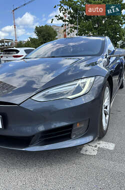 Ліфтбек Tesla Model S 2017 в 