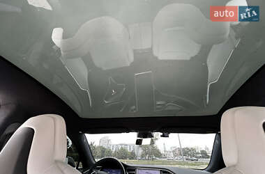 Ліфтбек Tesla Model S 2017 в 