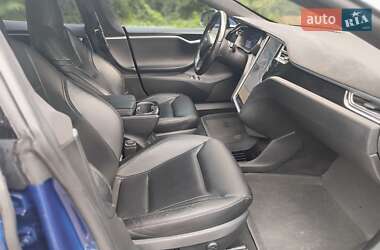 Лифтбек Tesla Model S 2016 в 