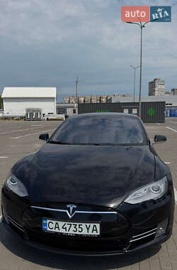 Ліфтбек Tesla Model S 2015 в Одесі