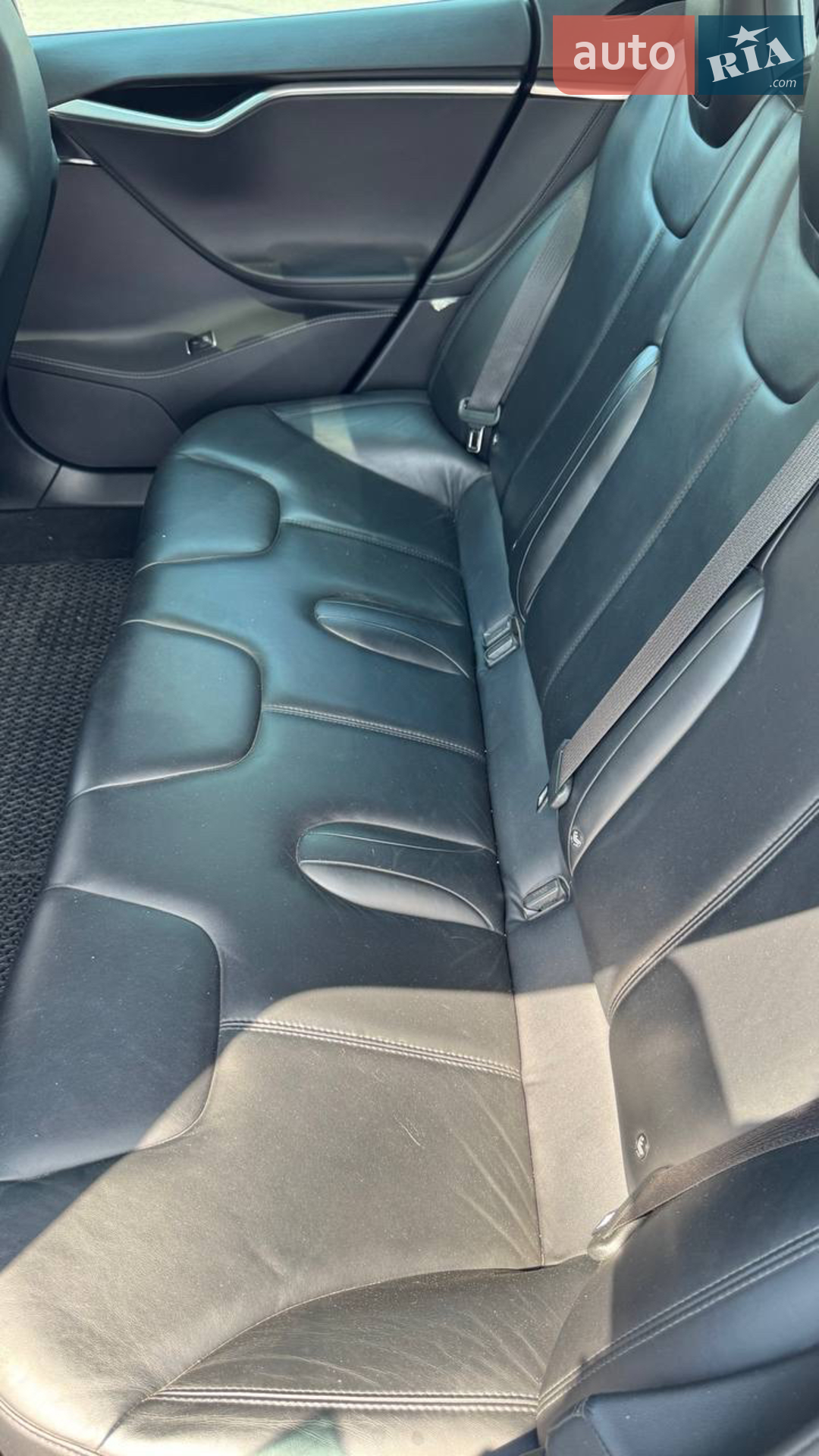 2015 Tesla Model S - мініатюра 15