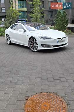 Tesla Model S 2017