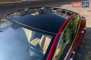 Лифтбек Tesla Model S 2013 в 
