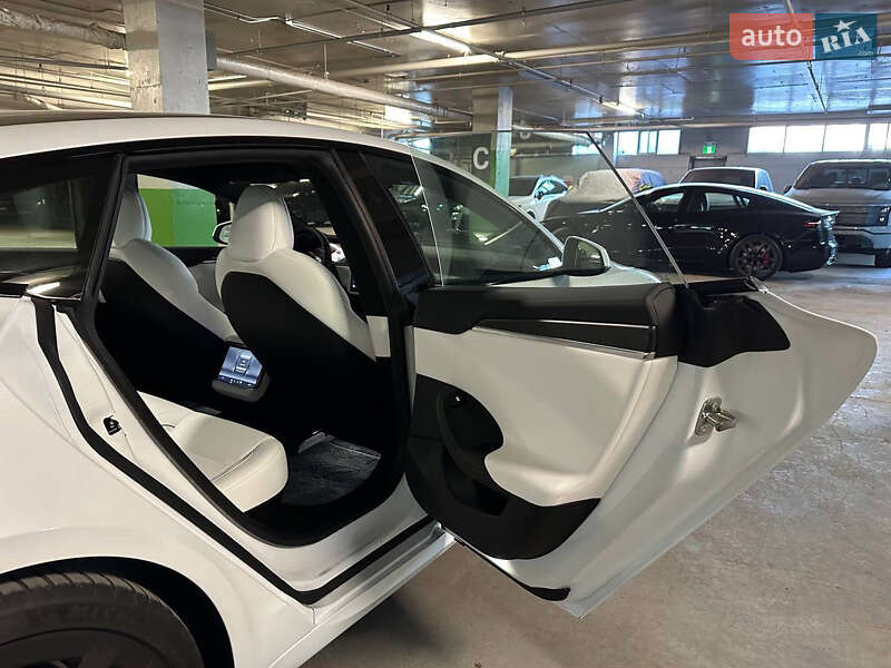 Ліфтбек Tesla Model S 2023 в Житомирі фото 13 Ліфтбек Tesla Model S 2023 в Житомирі