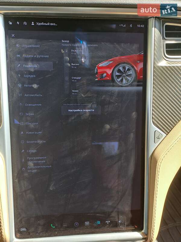 Лифтбек Tesla Model S 2015 в Славянске