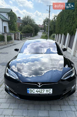 Лифтбек Tesla Model S 2017 в 