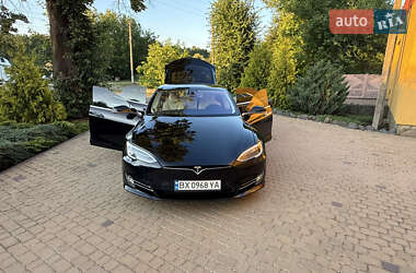 Ліфтбек Tesla Model S 2018 в 