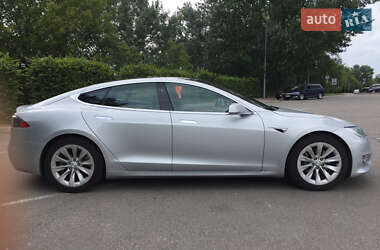 Лифтбек Tesla Model S 2018 в 