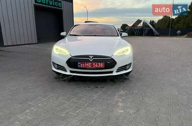 Ліфтбек Tesla Model S 2014 в 