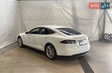 Ліфтбек Tesla Model S 2014 в 