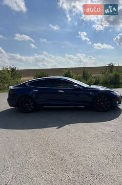 Лифтбек Tesla Model S 2016 в 