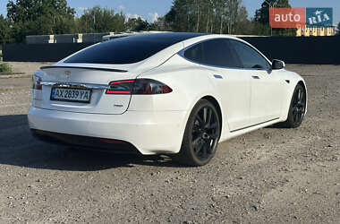 Лифтбек Tesla Model S 2018 в 