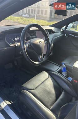 Лифтбек Tesla Model S 2018 в 