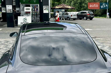 Лифтбек Tesla Model S 2015 в 