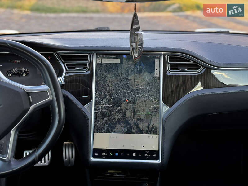 Ліфтбек Tesla Model S 2014 в Сарнах фото 19 Ліфтбек Tesla Model S 2014 в Сарнах
