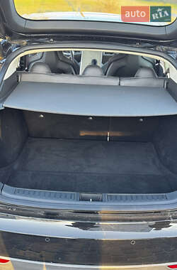 Лифтбек Tesla Model S 2014 в 