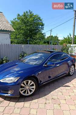 Tesla Model S 2015 Tesla Model S 2015