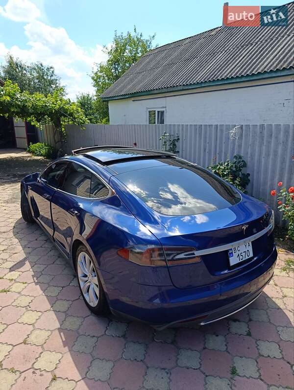 Ліфтбек Tesla Model S 2015 в Конотопі фото 5 Ліфтбек Tesla Model S 2015 в Конотопі