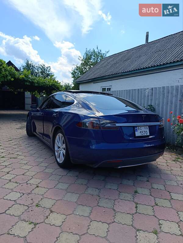 Ліфтбек Tesla Model S 2015 в Конотопі фото 8 Ліфтбек Tesla Model S 2015 в Конотопі