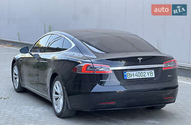 Лифтбек Tesla Model S 2017 в 