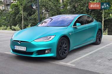 Лифтбек Tesla Model S 2018 в 