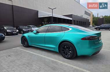 Лифтбек Tesla Model S 2018 в 