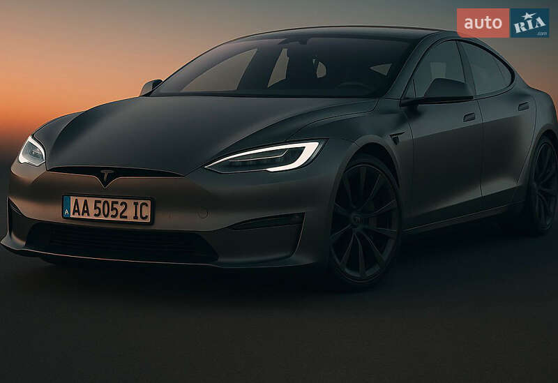 Лифтбек Tesla Model S 2018 в 