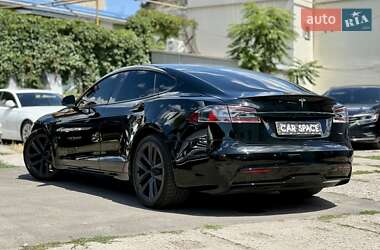 Лифтбек Tesla Model S 2021 в 
