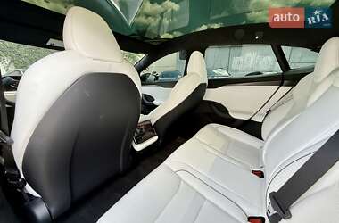 Лифтбек Tesla Model S 2021 в 