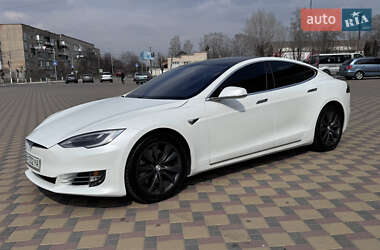 Tesla Model S 2017