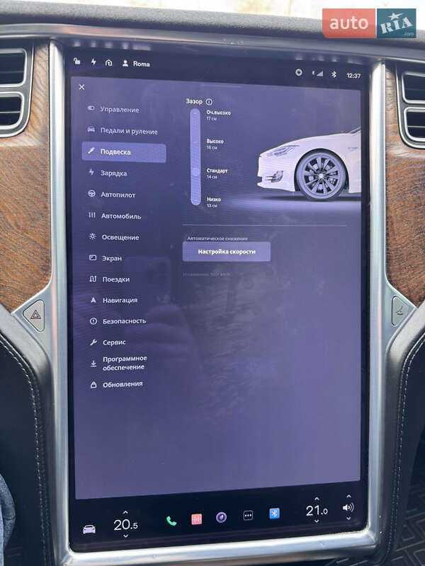 Ліфтбек Tesla Model S 2017 в Гайсину
