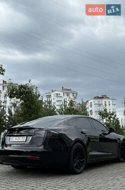 Лифтбек Tesla Model S 2021 в 