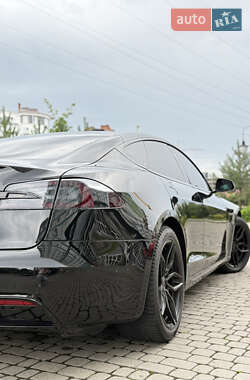 Лифтбек Tesla Model S 2021 в 
