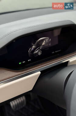 Лифтбек Tesla Model S 2021 в 