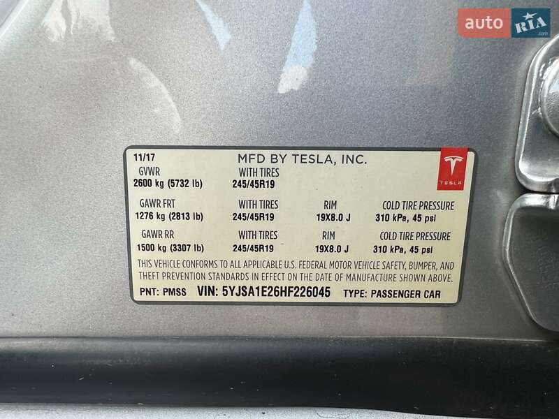 Лифтбек Tesla Model S 2017 в Одессе