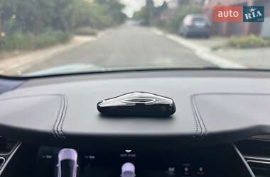 Лифтбек Tesla Model S 2017 в 