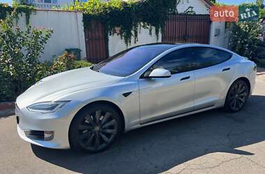 Tesla Model S 2017