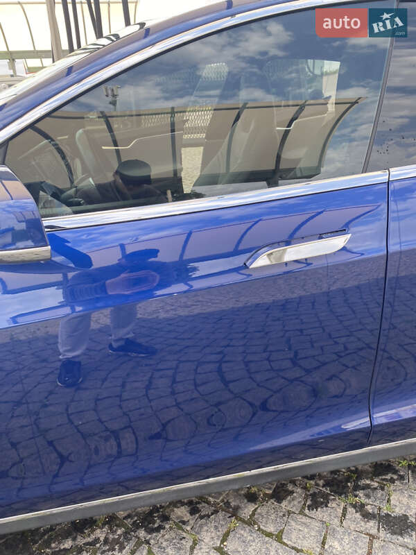 Лифтбек Tesla Model S 2015 в Хмельницком фото 9 Лифтбек Tesla Model S 2015 в Хмельницком