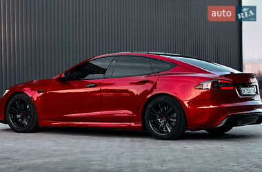 Лифтбек Tesla Model S 2020 в 