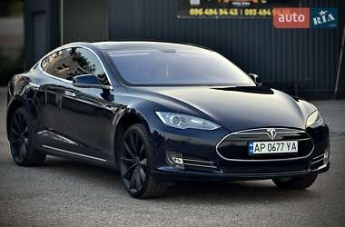 Ліфтбек Tesla Model S 2013 в Запоріжжі