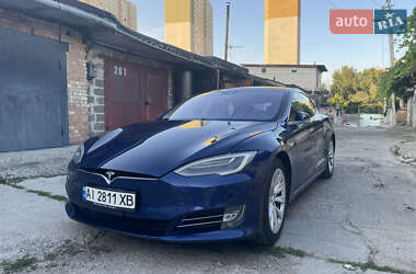 Tesla Model S 2016