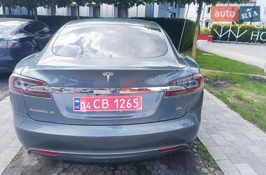 Лифтбек Tesla Model S 2014 в 