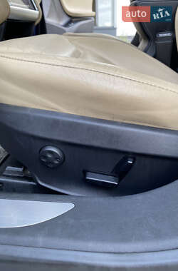 Лифтбек Tesla Model S 2016 в Ровно