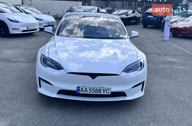 Лифтбек Tesla Model S 2021 в 