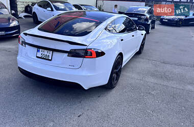 Лифтбек Tesla Model S 2021 в 