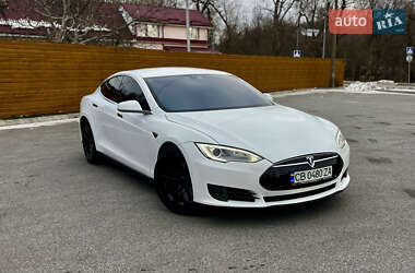 Лифтбек Tesla Model S 2016 в Чернигове