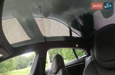 Ліфтбек Tesla Model S 2018 в 